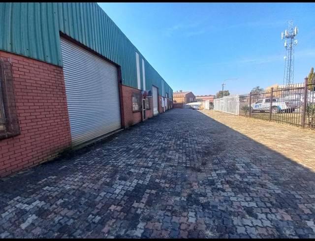 INDUSTRIAL PROPERTY TO RENT IN SUNDERLAND RIDGE